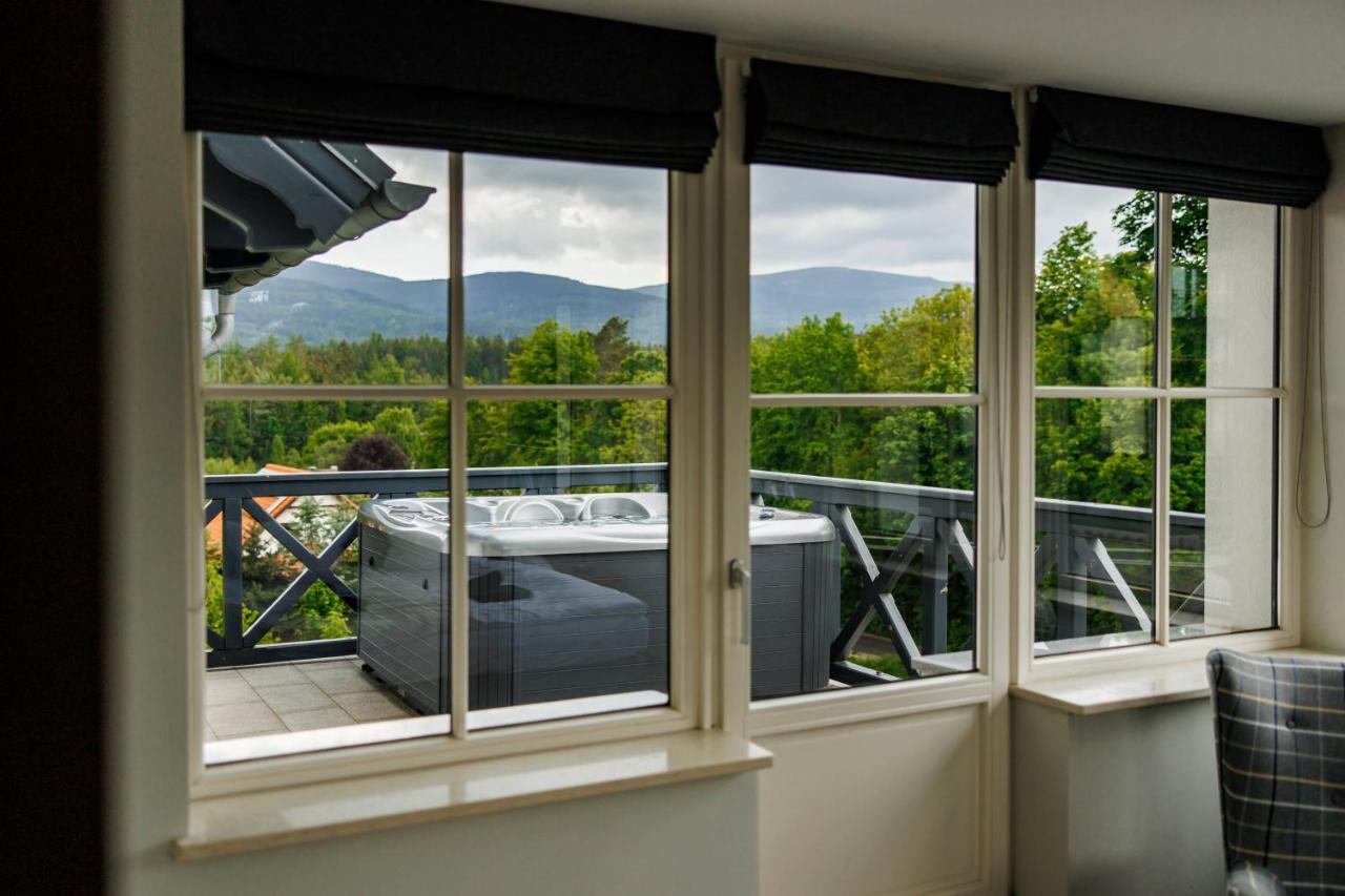 Samosia Kolo Karpacza Apartment ซอสนุฟกา ภายนอก รูปภาพ